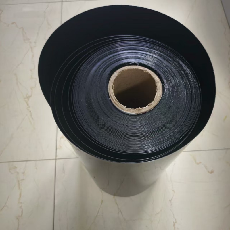 Črna ekstrudirana polipropilenska PP plastična folija