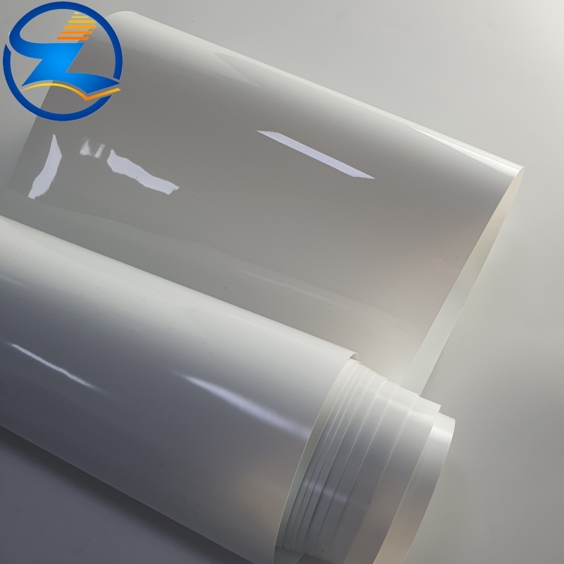 Película de PVC para embalaje primario, color blanco opaco