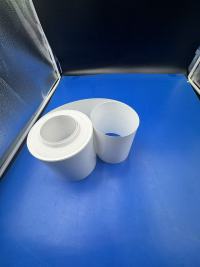 Scutul versatil: Explorarea foliei albe din PVC/PE în soluțiile moderne de ambalare