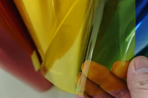 Feuille de plastique PVC jaune