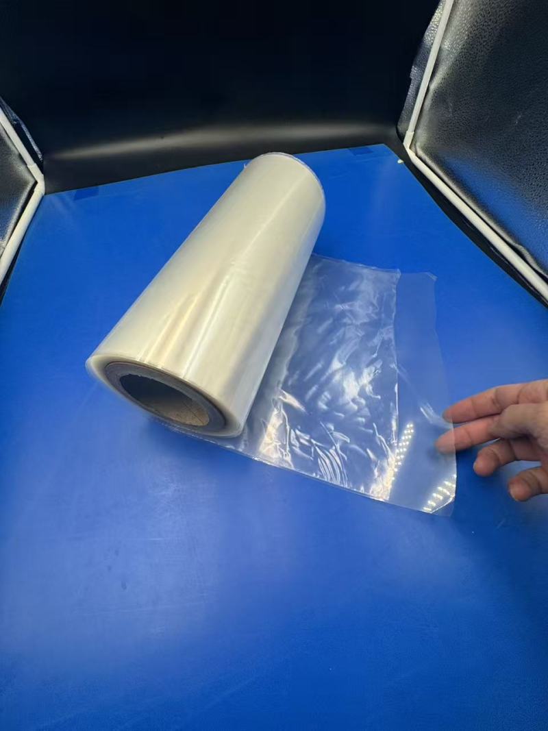 Revelando la versatilidad: Película PET autoadhesiva transparente para la protección y la innovación cotidianas