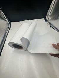 Od zmogljive embalaže do vsestranske zaščite - raziskovanje lastnosti in uporabe - uvod.