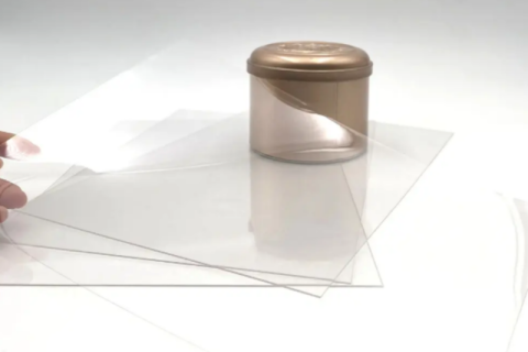 Élelmiszeripari minőségű PET műanyag lemez vágáshoz és feldolgozáshoz