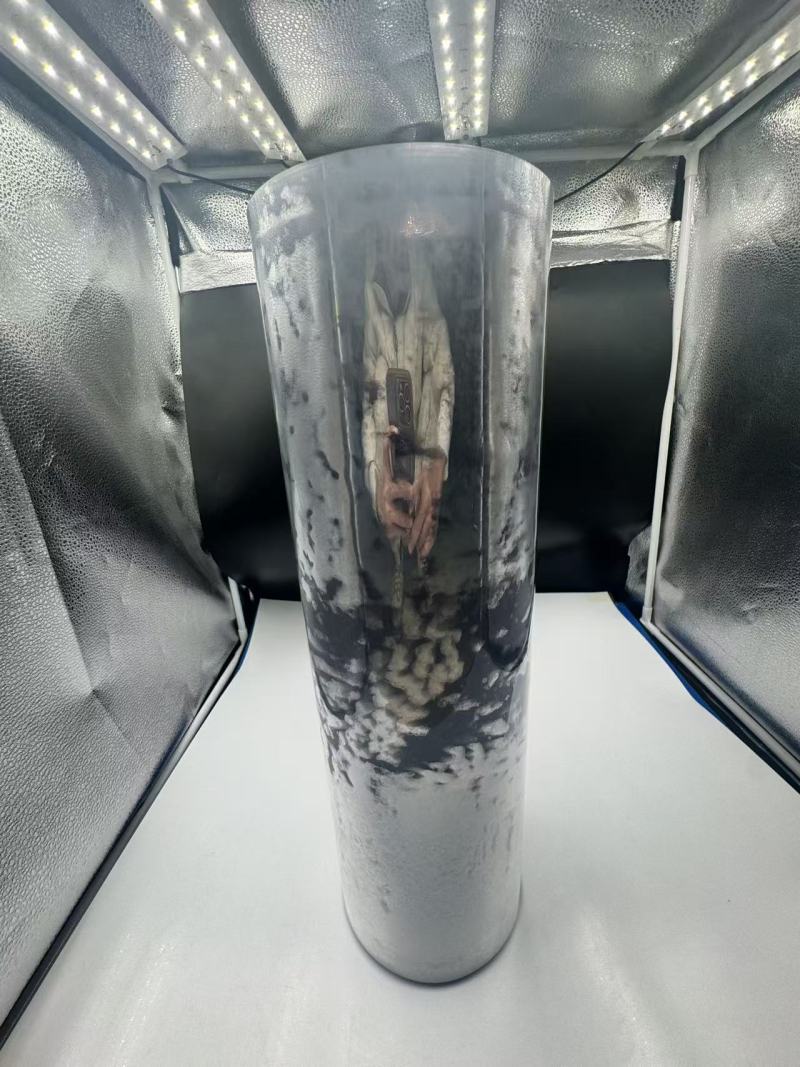 Kristalno čista revolucija: Razkritje moči prozorne PET folije