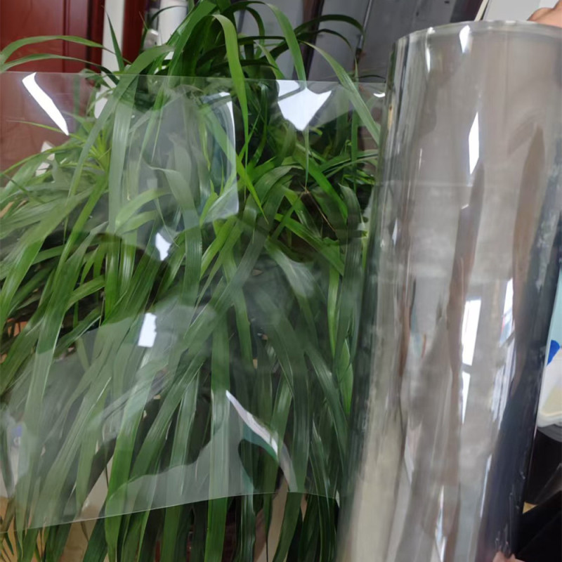 Prozorna termoformirajoča folija iz PET