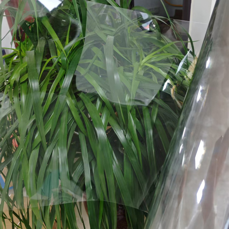 Prozorna termoformirajoča folija iz PET