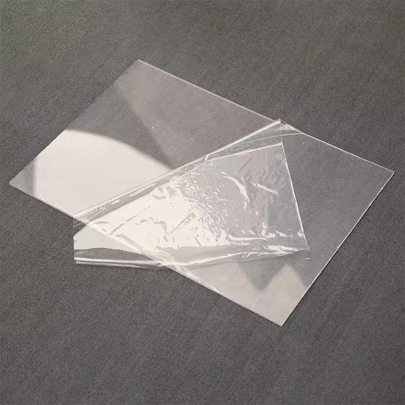 Aceptando el ajuste perfecto: El dinámico mundo de la película retráctil PETG transparente