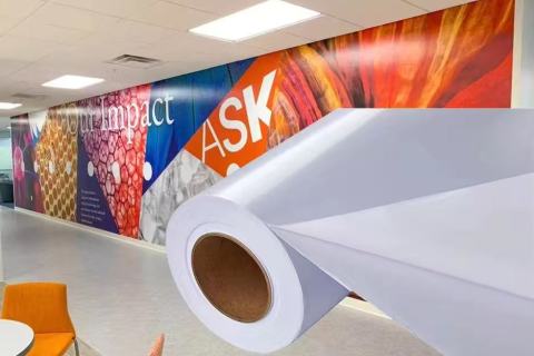 Ζωηρός Οράματα: Η διαρκής γοητεία της διαφημιστικής μεμβράνης εκτύπωσης PVC