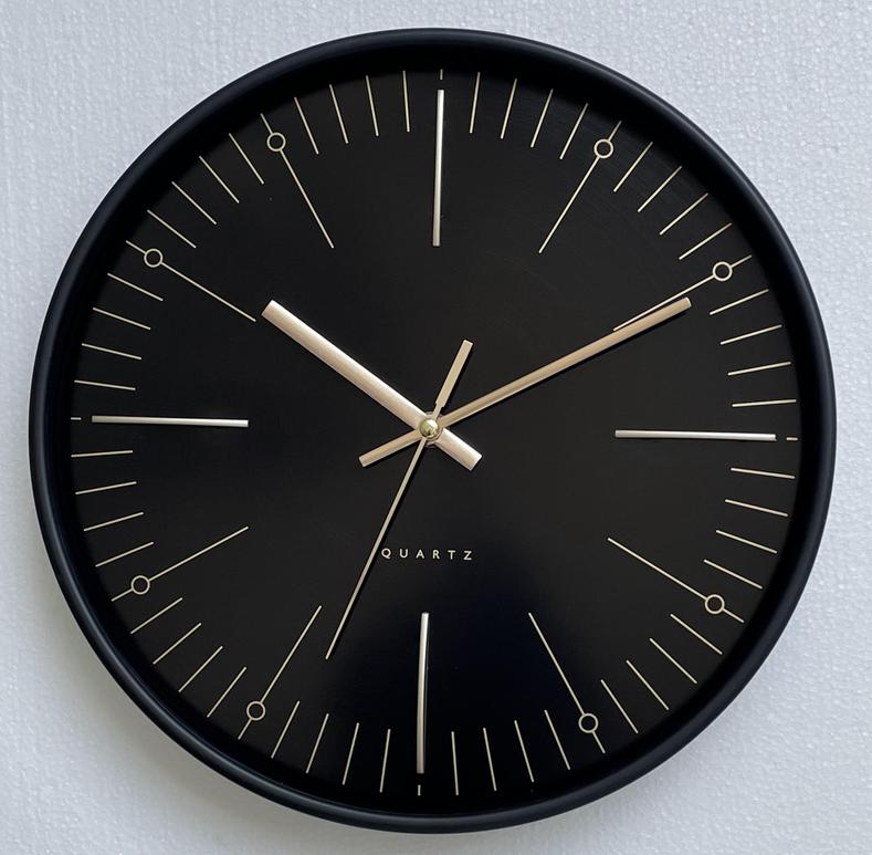 ساعة حائط حديثة للمنزل على الطراز الشمالي لغرفة المعيشة