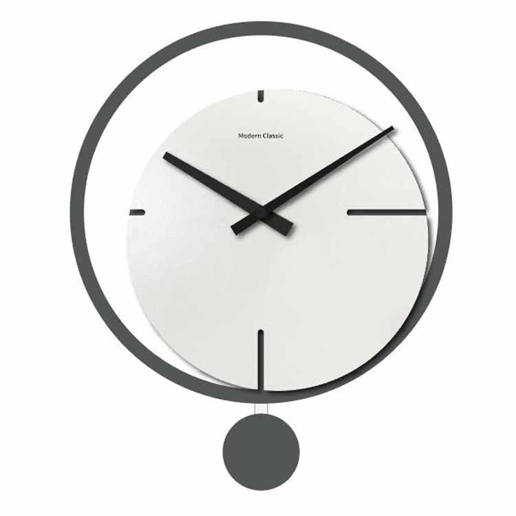 Natürliche moderne runde Holzwanduhr