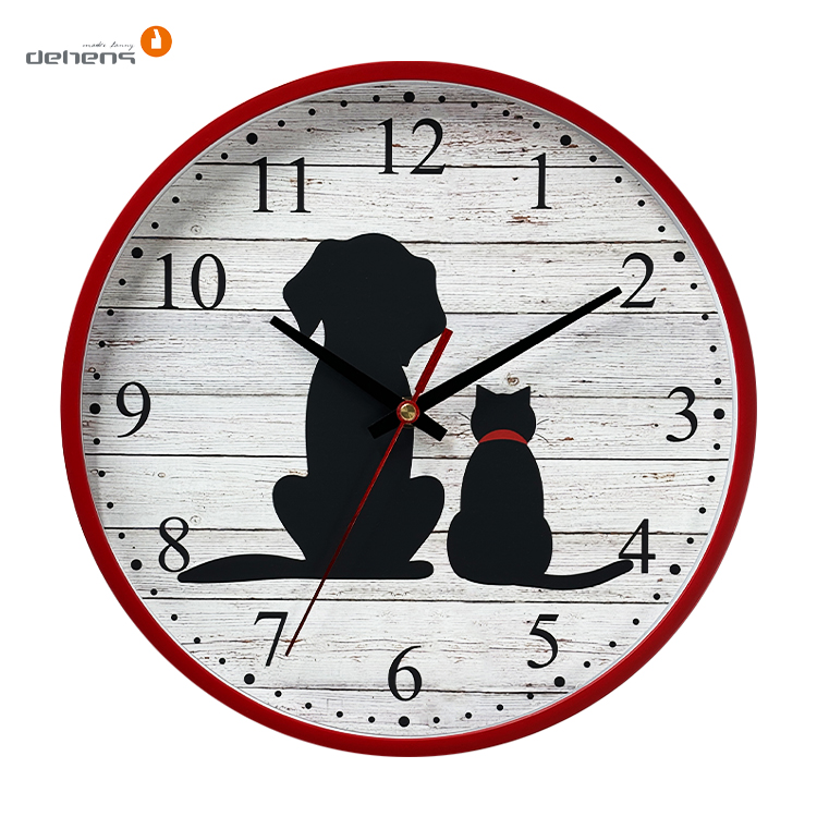 Tierförmige Wanduhr in Hundeform