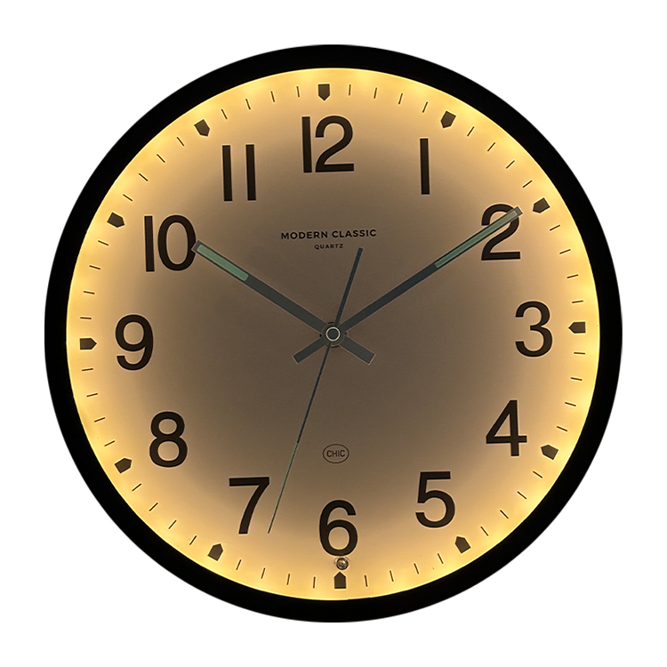 Kunststoff-Wanduhr mit Beleuchtung