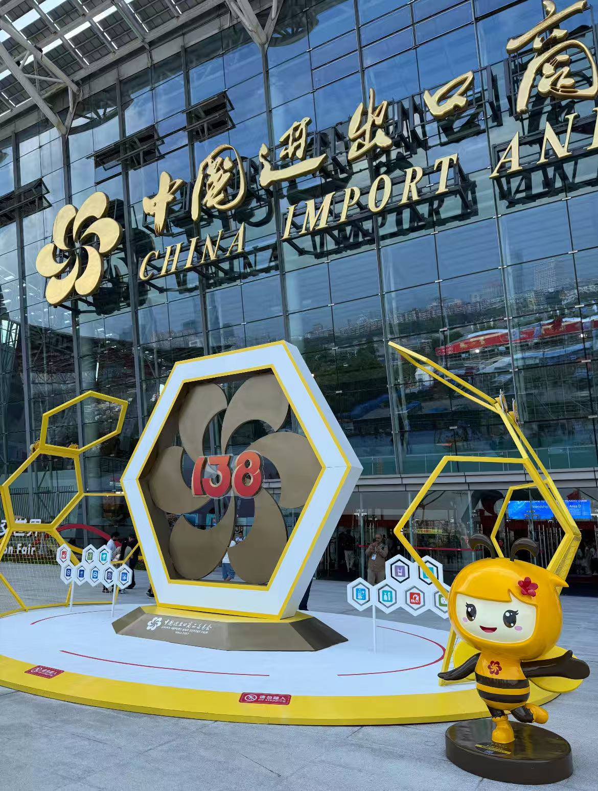 vintage-inspired wooden clocks vintage-inspired wooden clocks