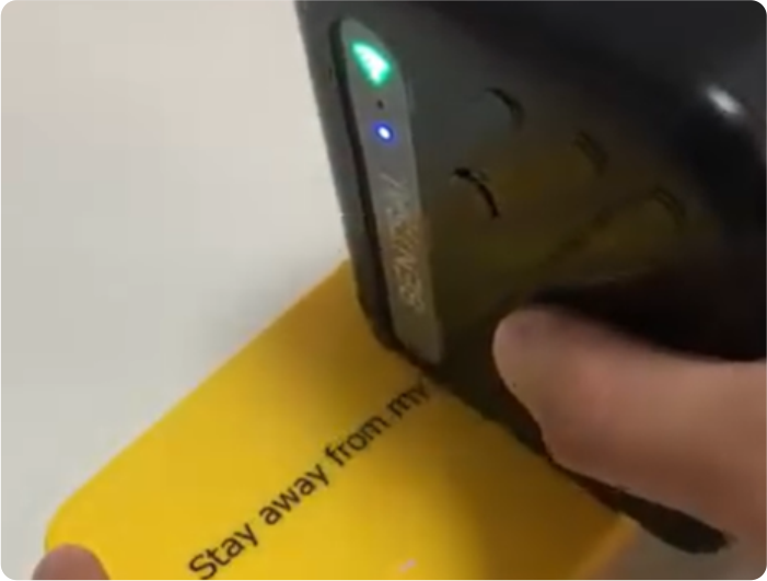 Pencetakan encoder portabel Bentsai B10 Mini pada penutup plastik