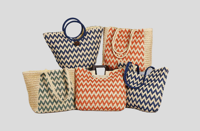 Zig-zag Woven Beach Bag With Braid Handle