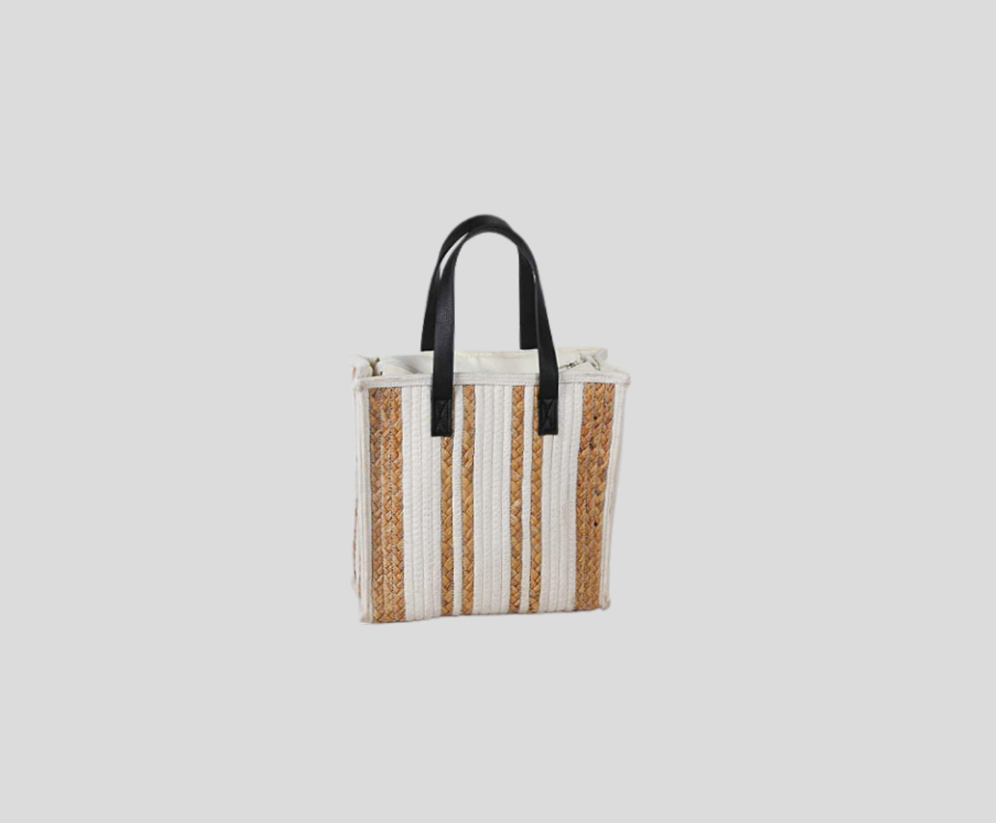 Natural Straw And Cotton Rope Stitched Handbag