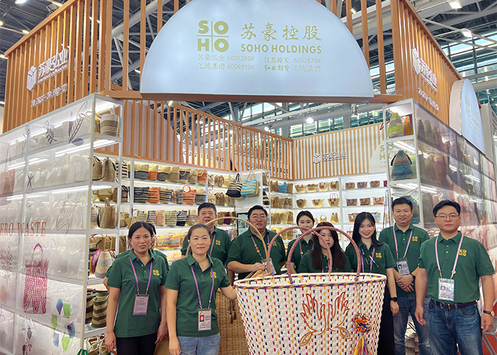 HANDBRAID Shines at the 134th Canton Fair, Leading the Eco-friendly Trend in the European and American Markets