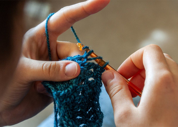 How to Stiffen a Crochet Bag: A Comprehensive Guide