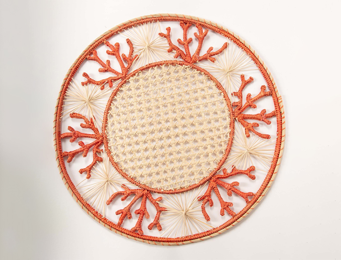 Din Africa până în Columbia: Cum Raffia și Iraca modelează designul artizanal