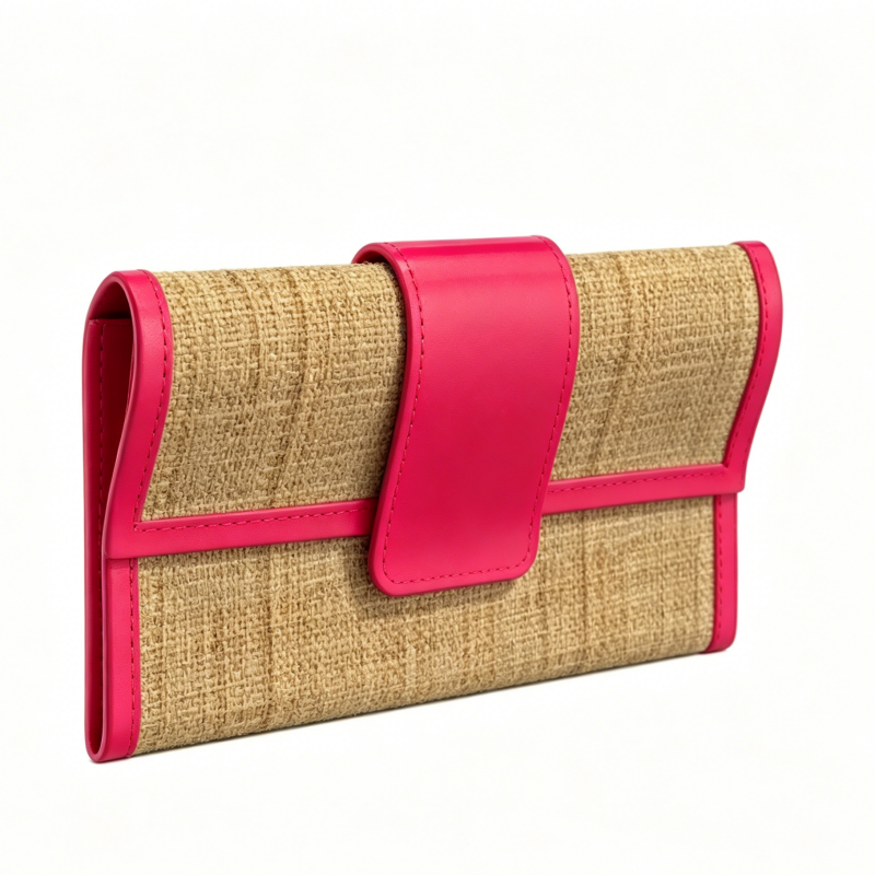 Sac à main rose en paille chic et élégant pour toutes les occasions