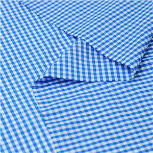 सीवीसी यार्न रंगे हुए कपड़े की जाँच करता है