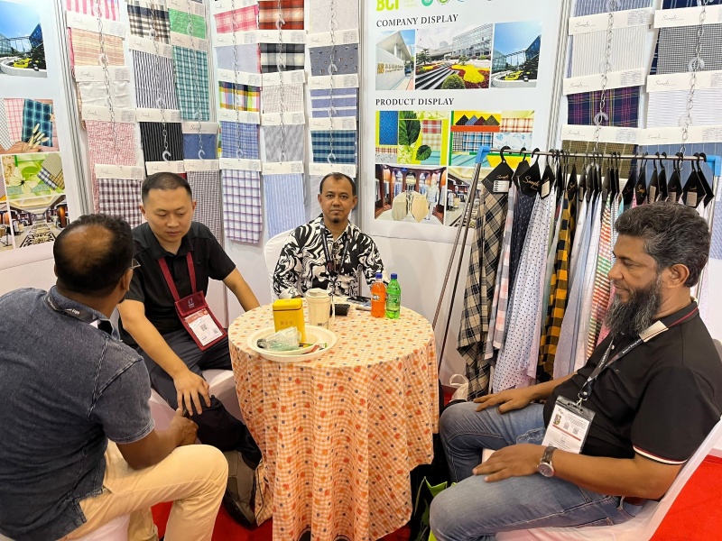 Honry Fabric Unveils Innovations at Bangladesh Textile Expo