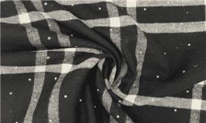 What is the difference between flannel and fleece?