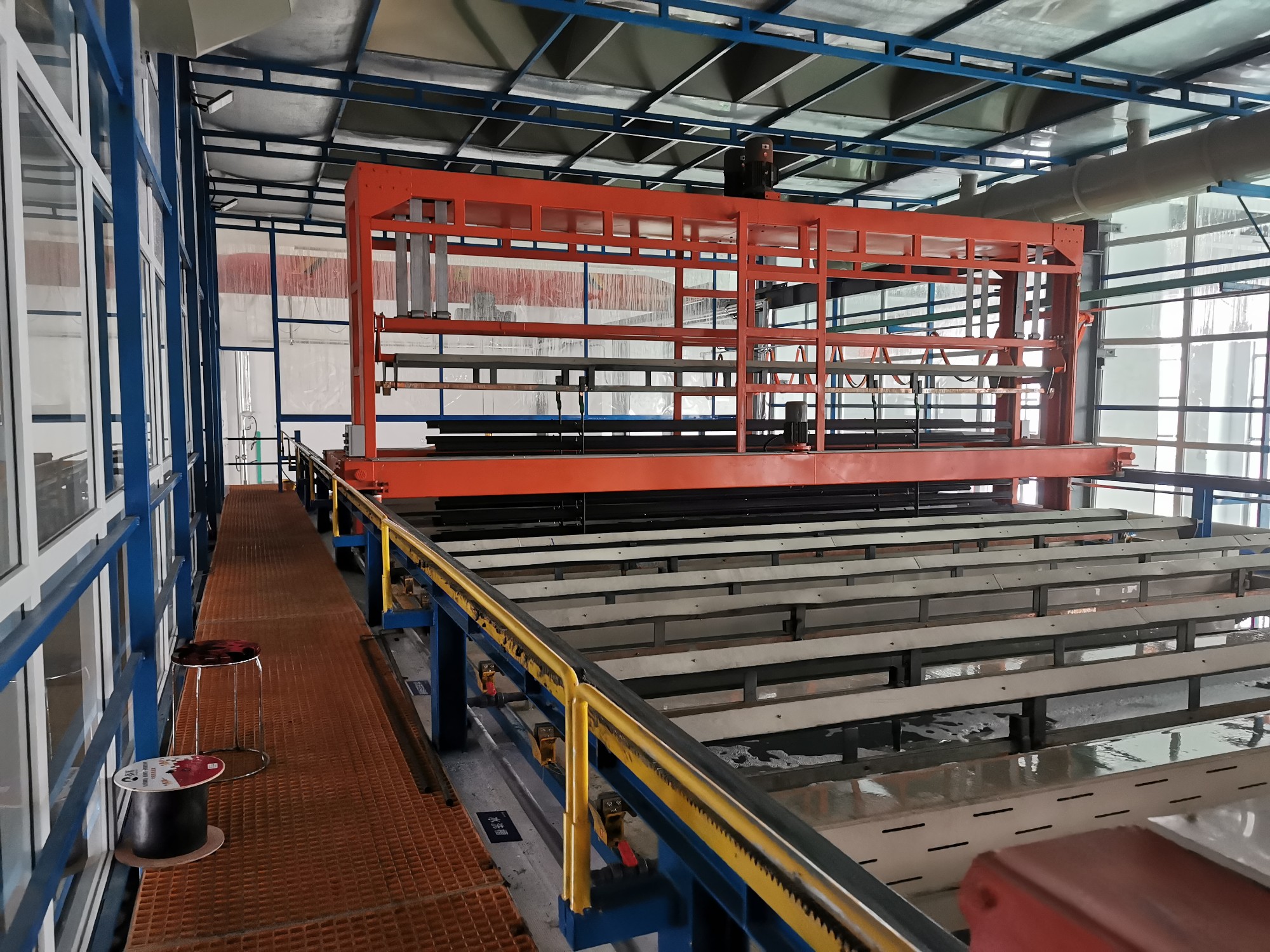 Metal/ Plastic Surface Treatment Equipment