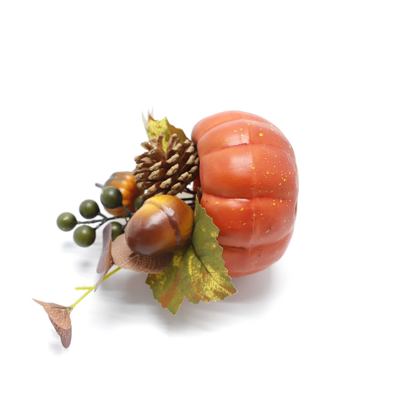 Decorate Maple Leaf Pumpkins For Thanksgiving