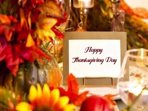 Elevating Thanksgiving Ambiance with Artificial Floral Wreaths, Fruit Decor, and Vine Accents