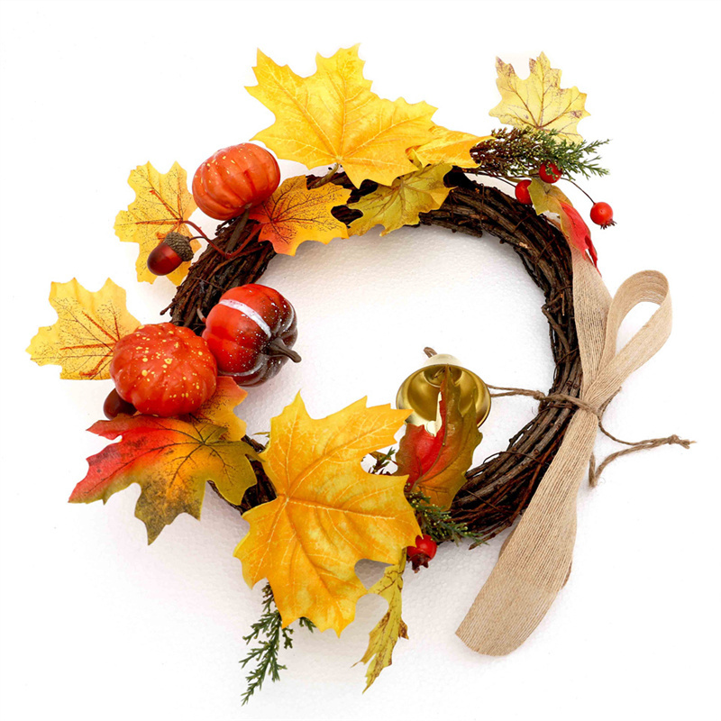 Decora una corona de calabaza con hojas de arce para el Día de Acción de Gracias