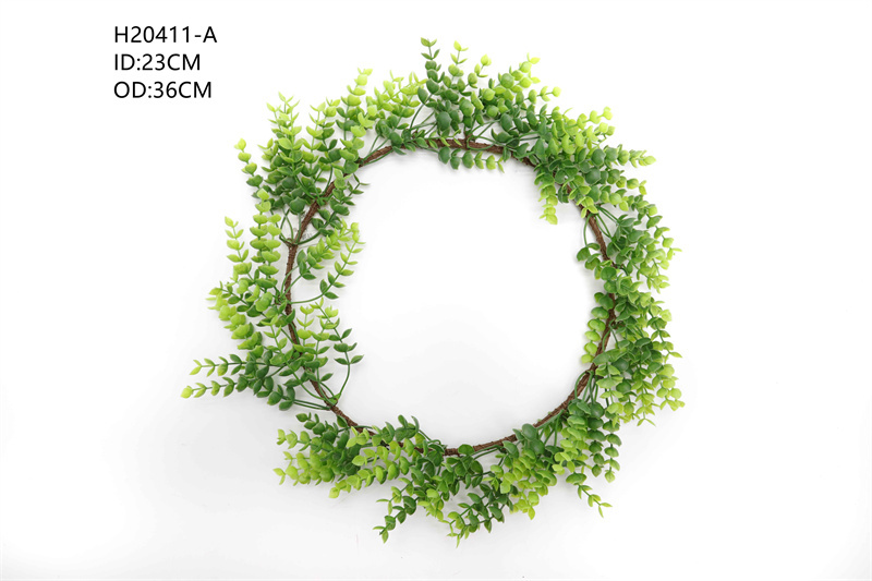 Fake Living Walls Decoration With Artificial Green Wreath