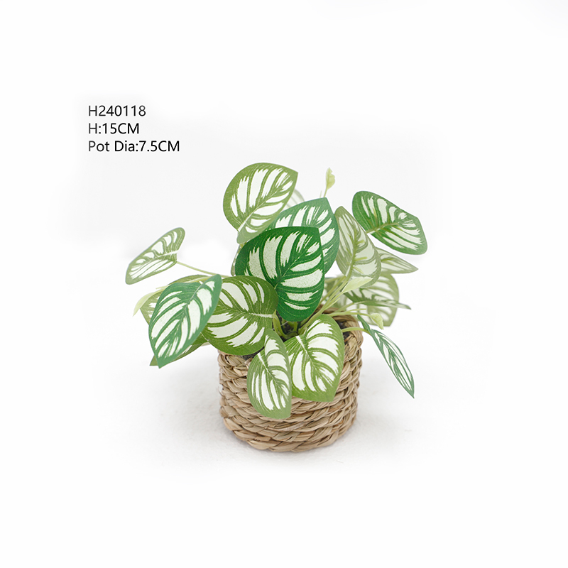 Artificial cherry Berries Holly Leaf Small Potted Table Decoration Mini Bonsai 12cm 15cm height