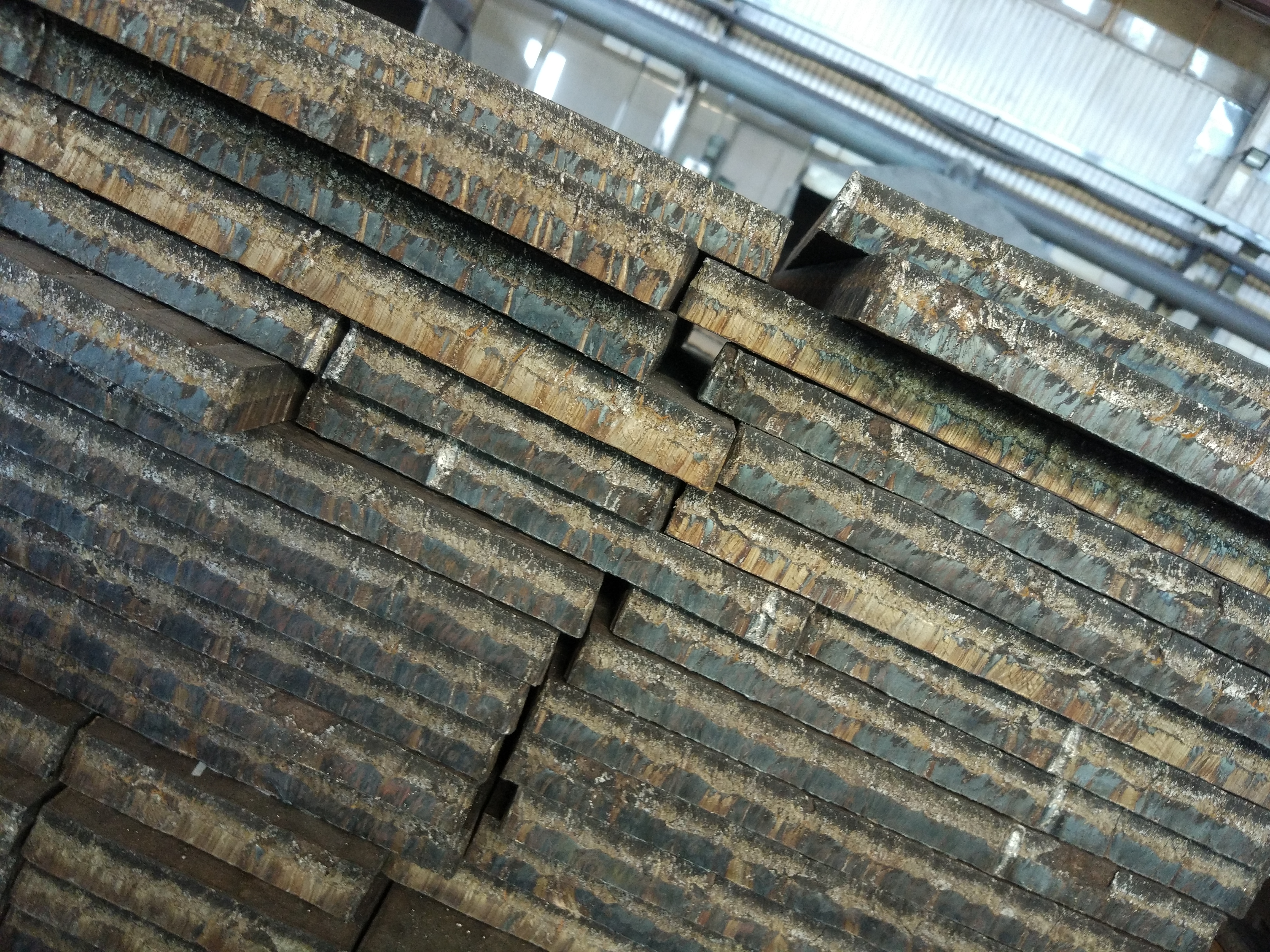 10+10 wear resistant plate