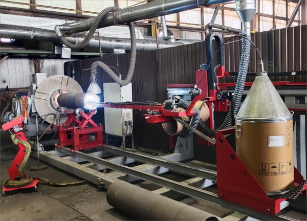 Special machine for cladding welding