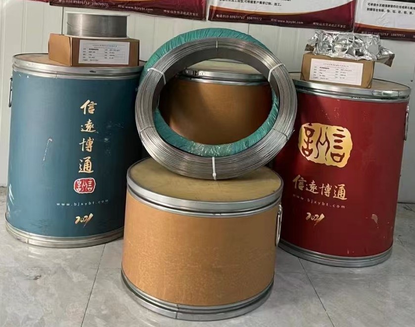 Wear-resistant plate surfacing wear-resistant welding wire