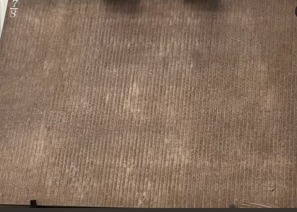 Wear-resistant plate surfacing wear-resistant welding wire