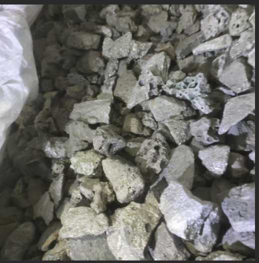 Διατήρηση της ποιότητας από τις πρώτες ύλες έως τις τελικές πλάκες επικάλυψης συγκόλλησης ανθεκτικές στη φθορά: Η ανεξάρτητη έρευνα και ανάπτυξη της Ξινιουάν Μποτόνγκ δημιουργεί μια ολοκληρωμένη ποιότητα