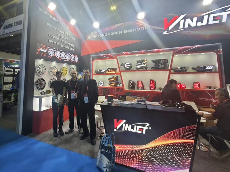 AUTO LIGHT AUTO LIGHT