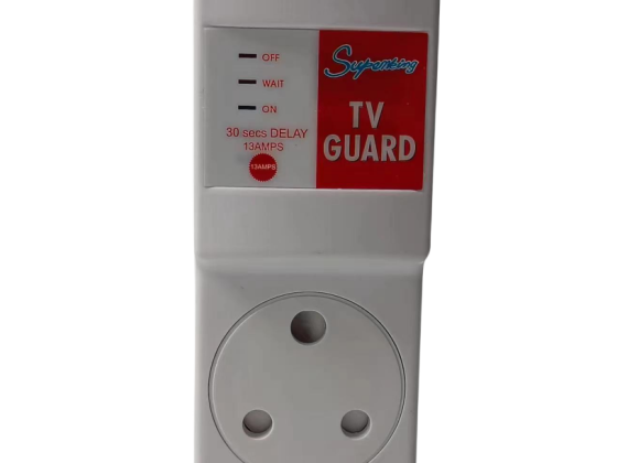 Протектор за хладилник с южноафриканско гнездо