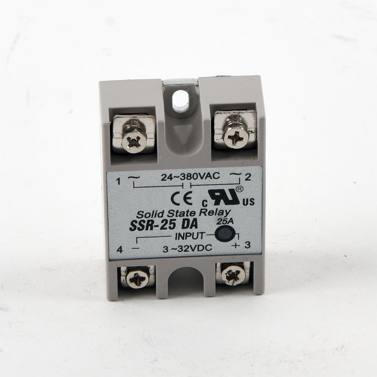 सॉल्वेंट प्रिंटर के लिए थोक हाई पावर डीसी टू एसी सॉलिड स्टेट रिले एसएसआर तीन चरण ऑटो सॉलिड स्टेट रिले 3-32VDC आपूर्ति