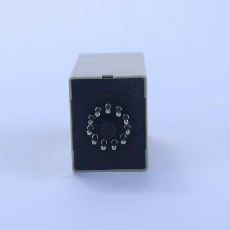 Manufacturer's direct liquid level controller 61F-GP-N/61F-GP-N8 220VAC 110VAC 24VAC