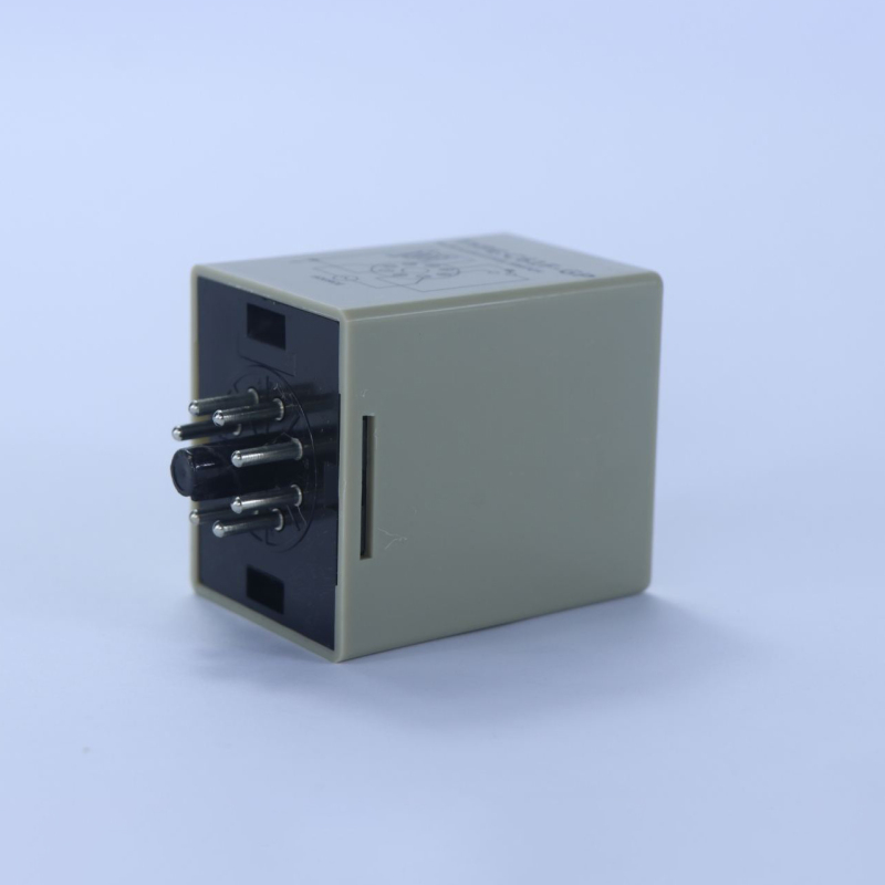L'usine fournit directement un relais temporisé multi-gamme de haute qualité, relais électronique temporisé
