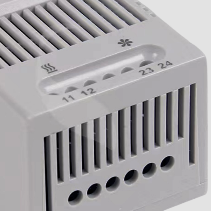 Temperature and humidity dual purpose controller ZR011