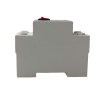 10mA-99mA טווח הגדרה 1P N מגן מתחת למתח למערכת המחוברת לרשת חשמל עבור פוטו-וולטאים