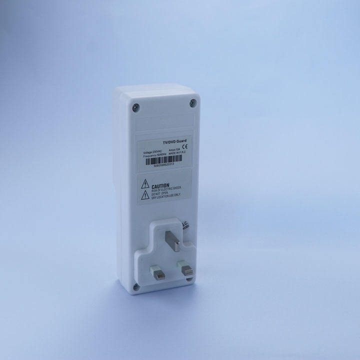 Chinese factories sell 220V surge voltage protectors for household AC TV voltage protectors