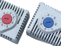 Pengontrol suhu kabinet industri KTO011