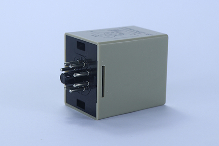 Relai Tingkat C61F-GP