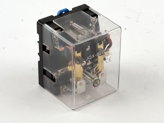 Relai Daya JQX-62F 2Z