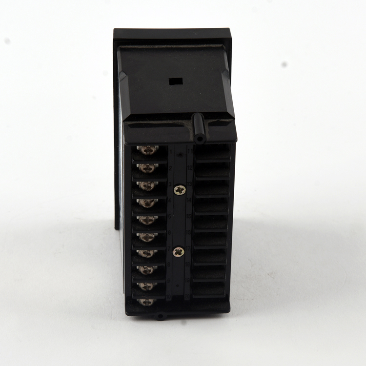 Pengontrol Termostat CD401